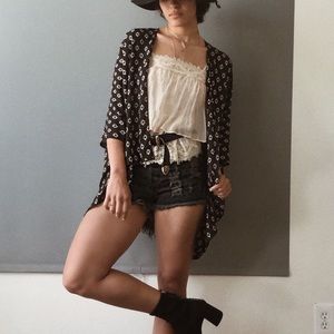 COACHELLA KIMONO- Jaxsea Weekend Getaway Kimono